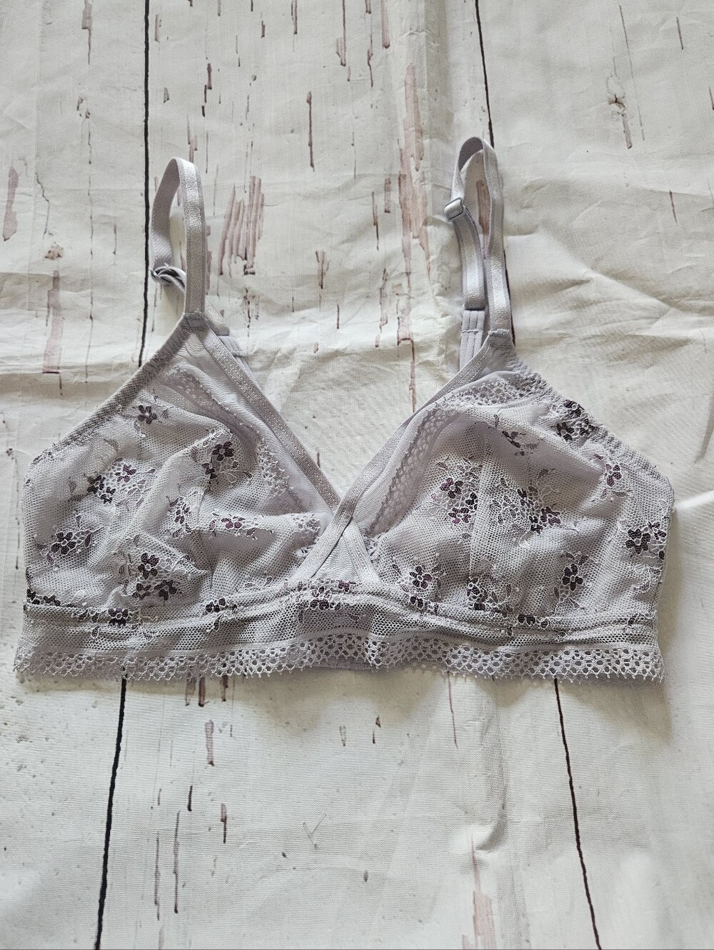Auden Delicate Lace Floral Bralette - Light Gray & Purple Small